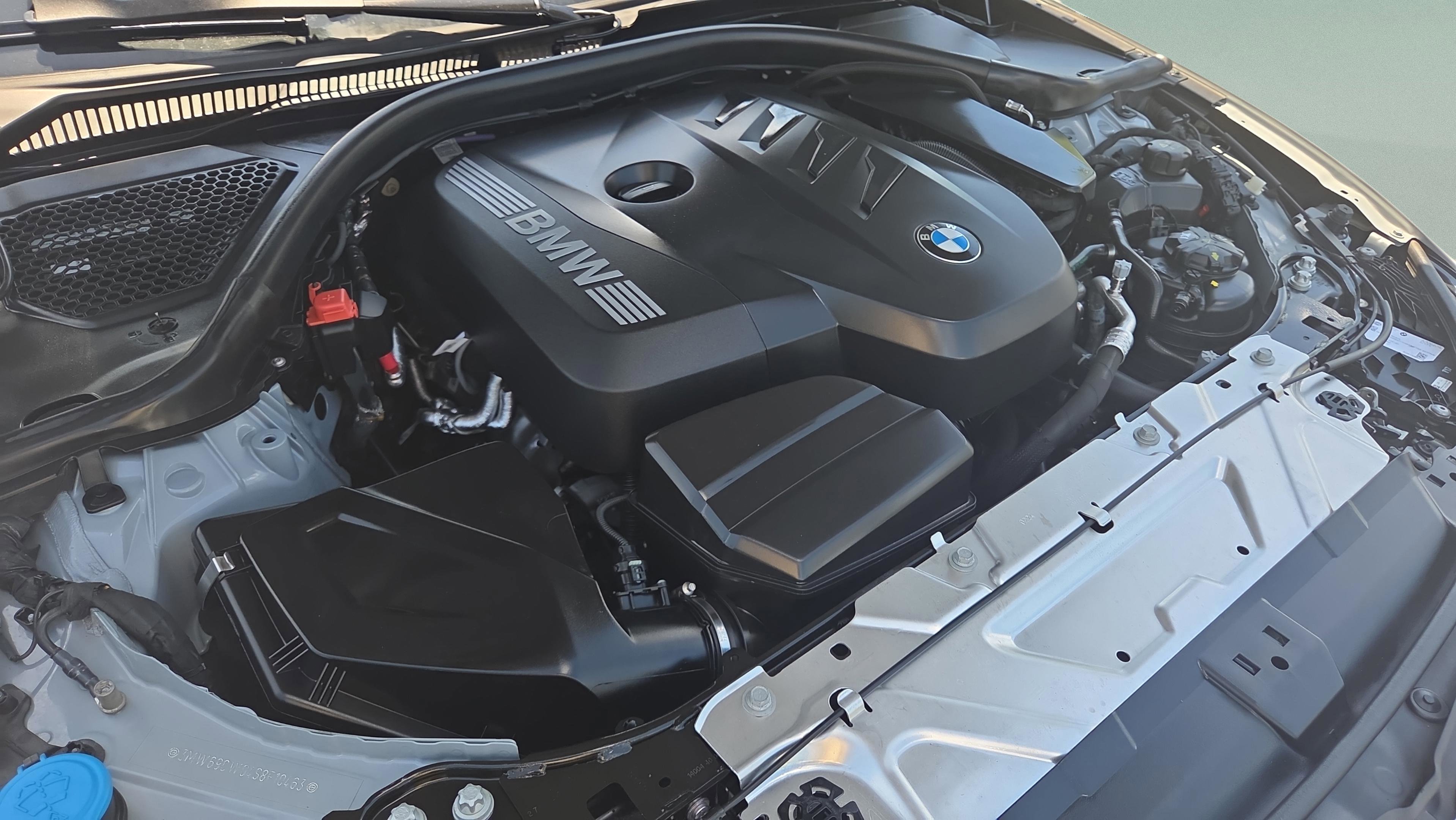 Certified 2025 BMW 330i Sedan RWD image 22