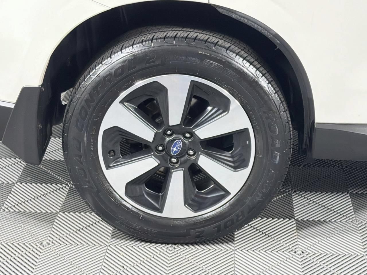 Used 2018 Subaru Forester 2.5i Premium AWD/4WD image 30