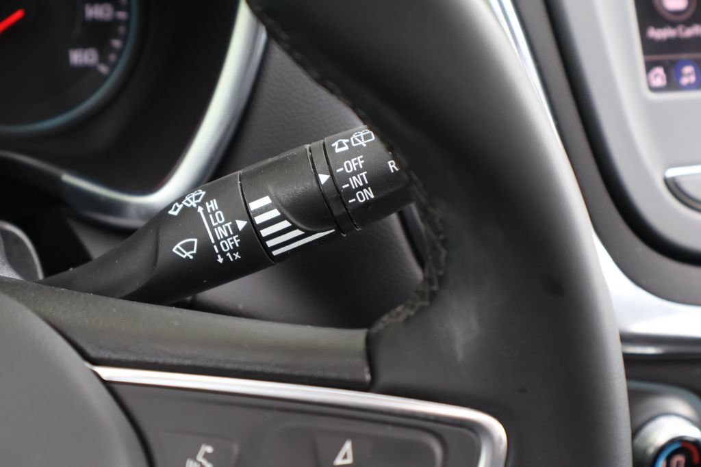Used 2023 Chevrolet Equinox LT AWD/4WD image 26