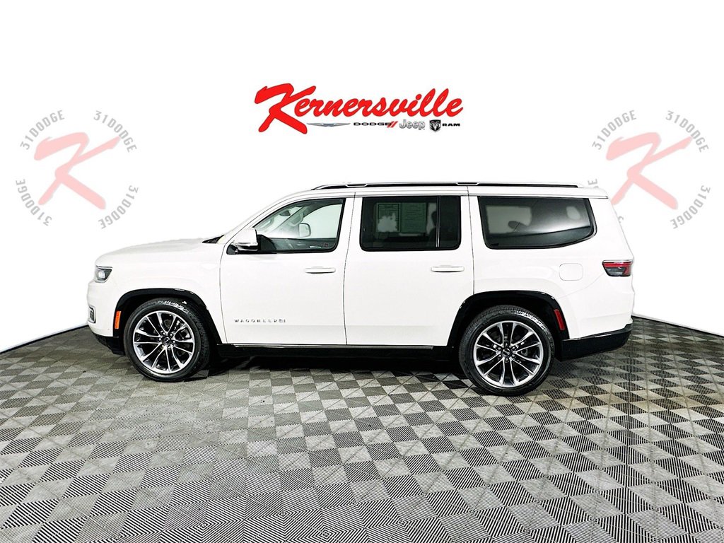 Used 2022 Jeep Wagoneer Series III w/ Premium Group I image 4