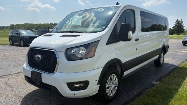 Used 2024 Ford Transit 350 XLT RWD image 9