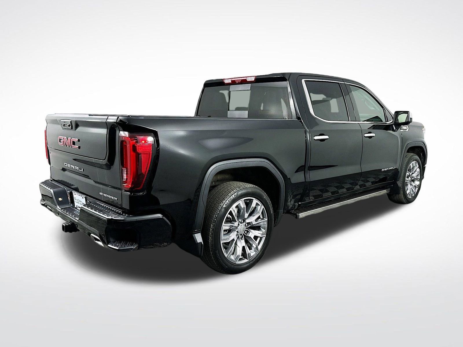 Used 2024 GMC Sierra 1500 Denali image 8