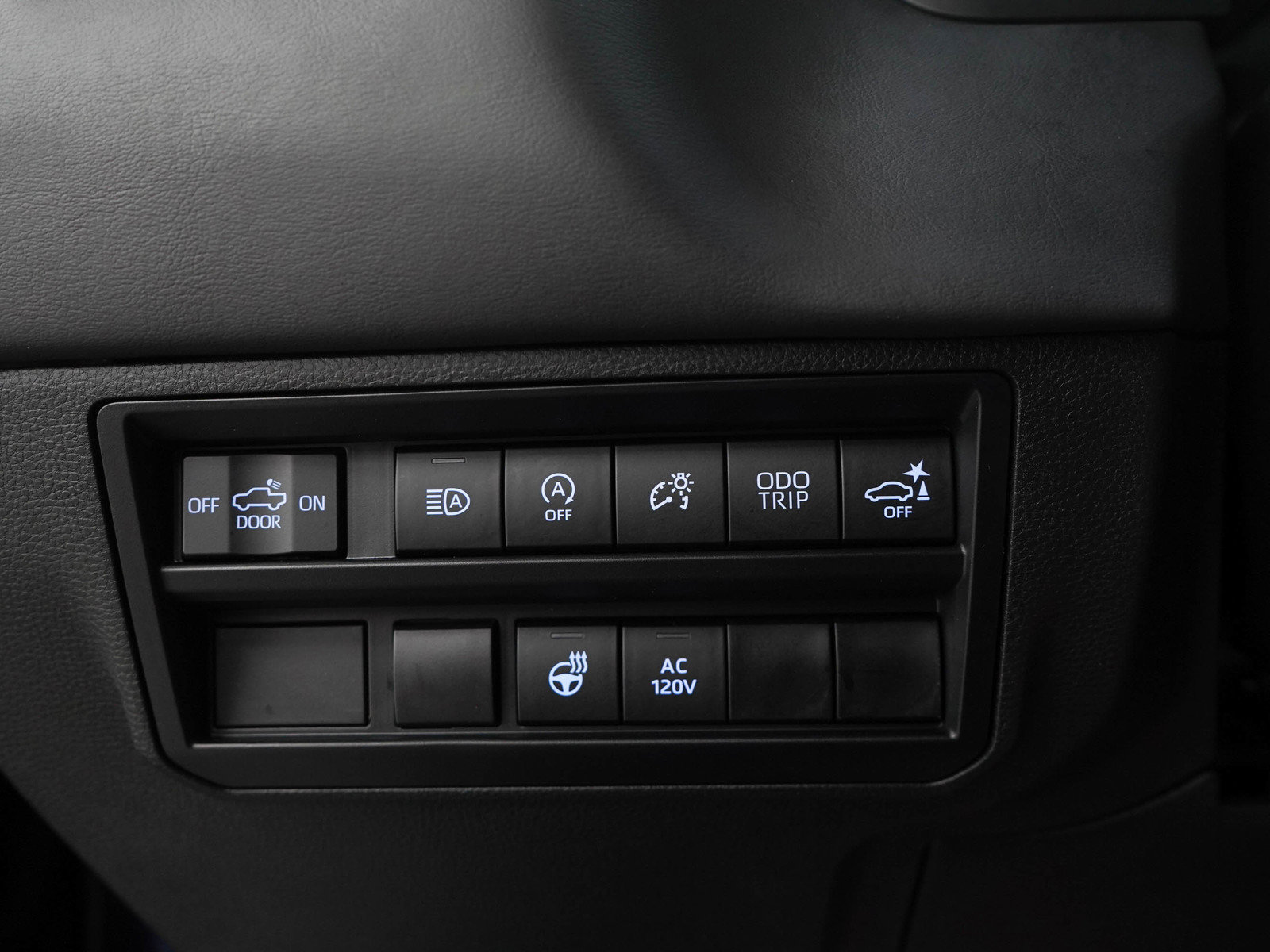 Used 2023 Toyota Tundra Platinum AWD/4WD image 28