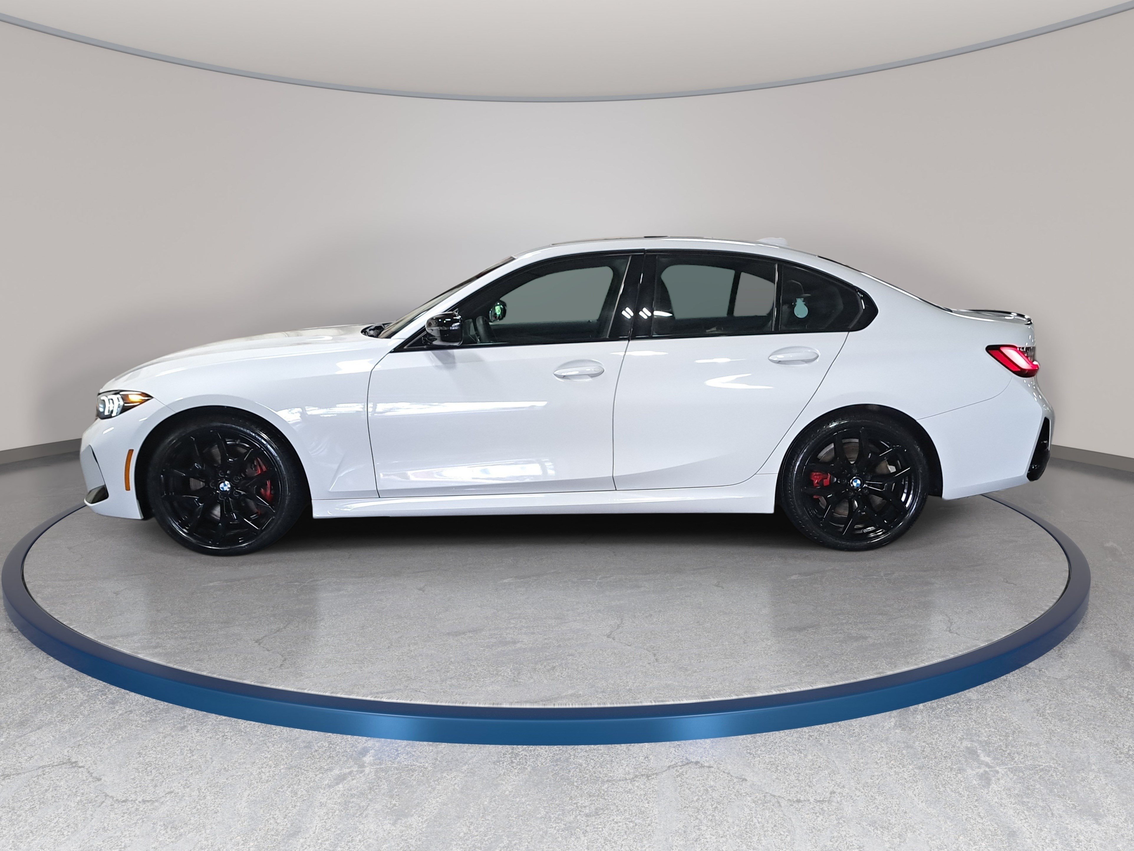 Certified 2026 BMW 330i Sedan w/ M Sport Package RWD image 9