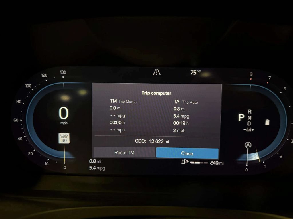 Used 2025 Volvo S60 B5 Core FWD image 42