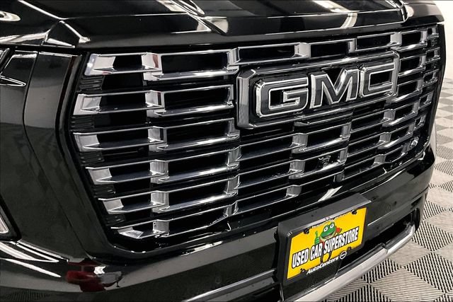 Used 2025 GMC Yukon XL Denali Ultimate AWD/4WD image 35
