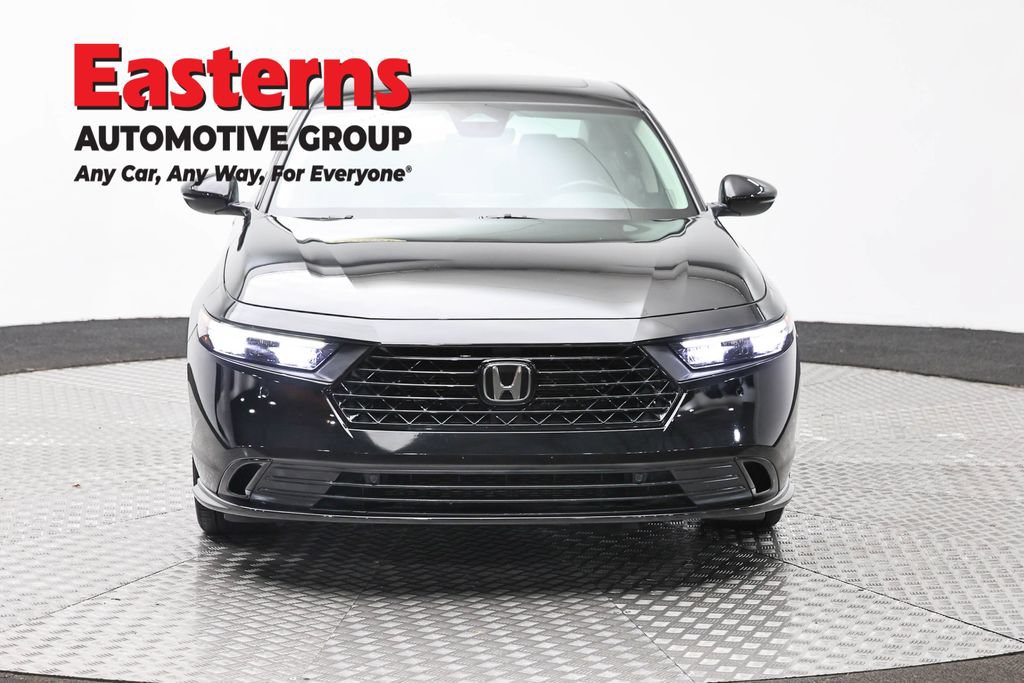 Used 2024 Honda Accord EX-L image 2