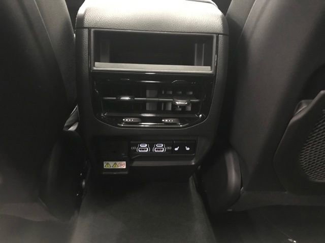 New 2025 Jeep Grand Cherokee Limited 4xe image 21