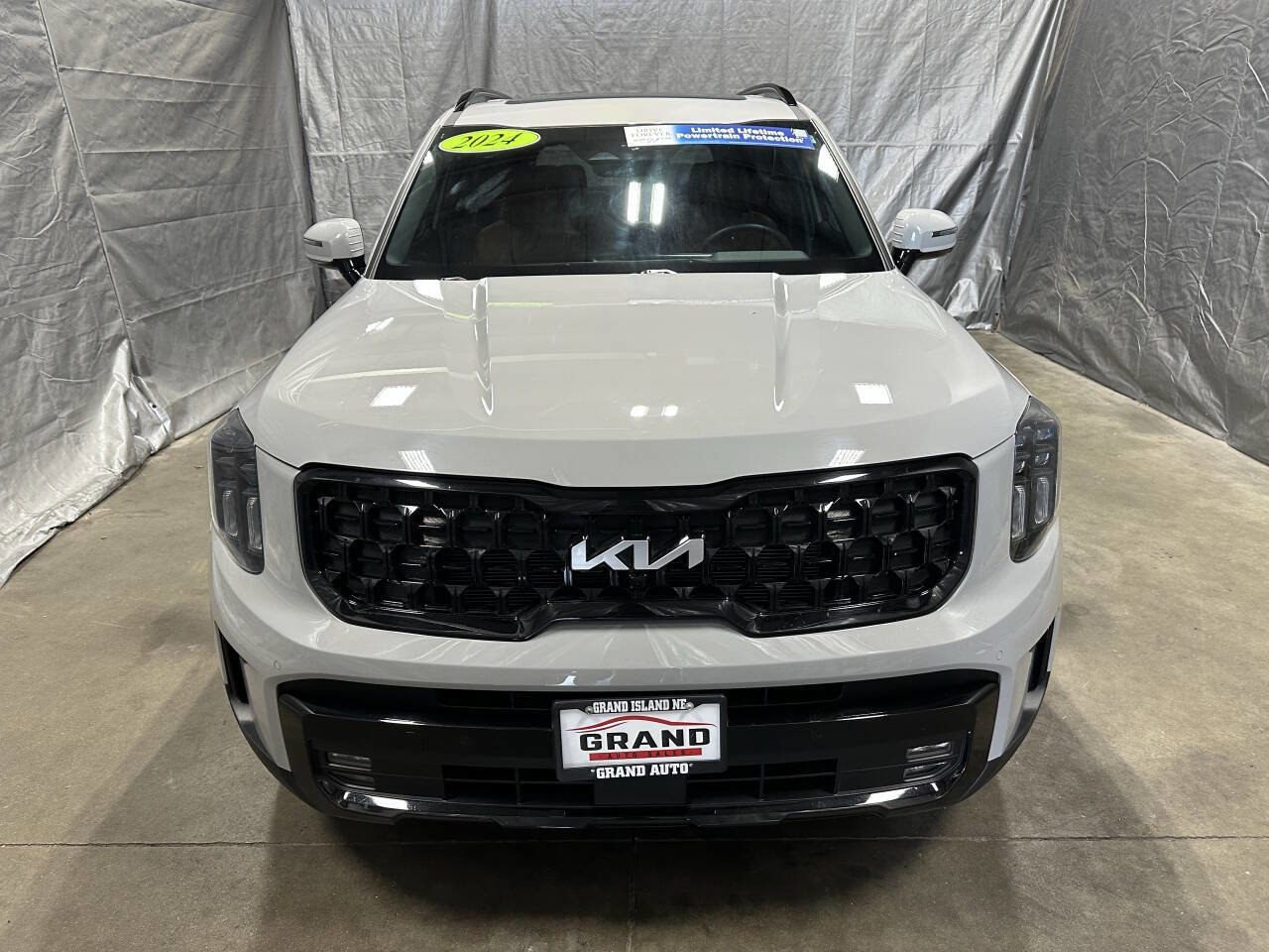 Used 2024 Kia Telluride SX X-Line image 3
