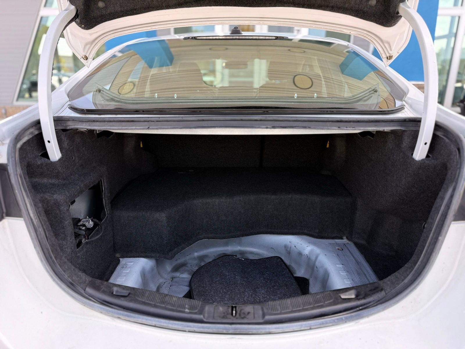 Used 2018 Ford Fusion SE w/ Equipment Group 602A FWD image 46