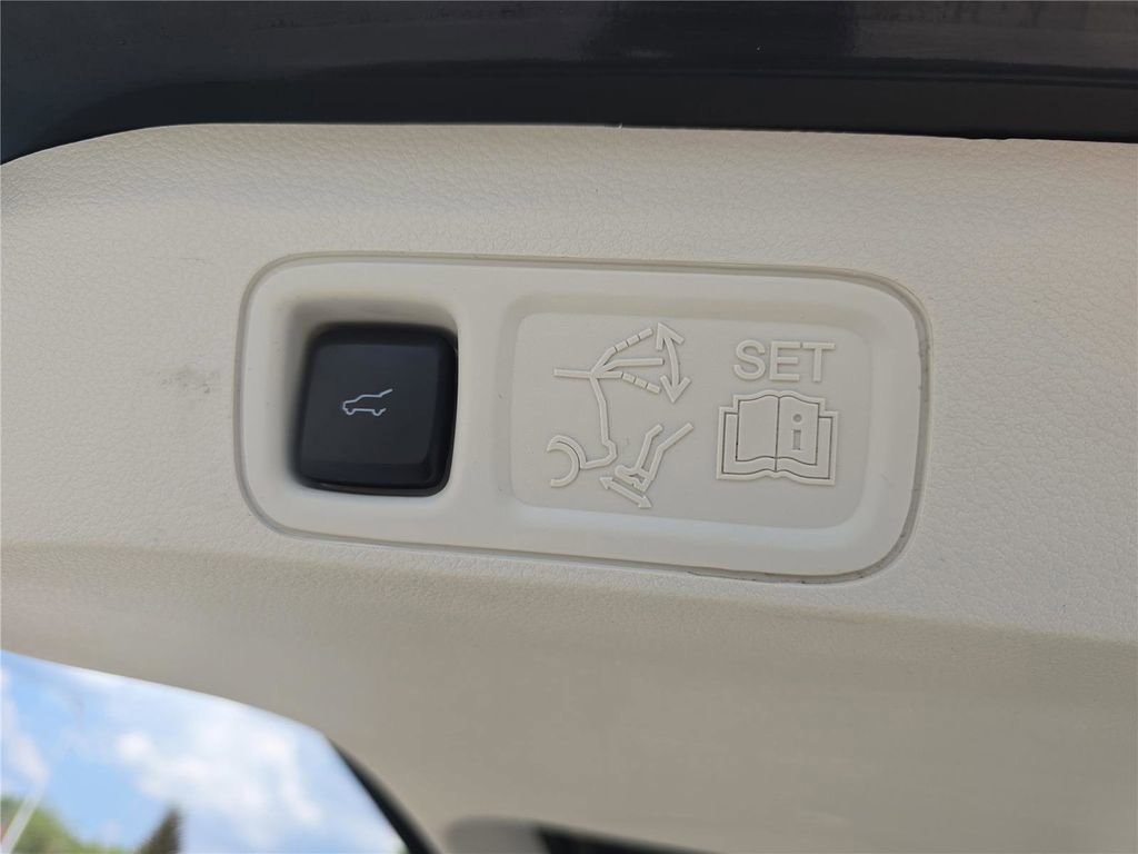 Certified 2023 Lincoln Navigator Black Label AWD/4WD image 27