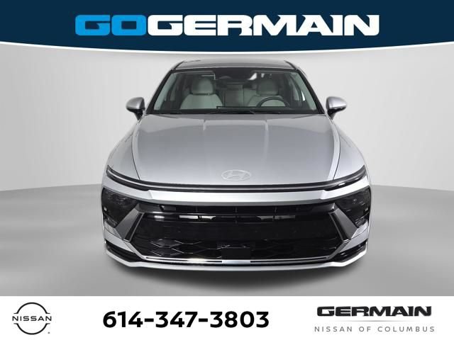 Used 2024 Hyundai Sonata SEL FWD image 2