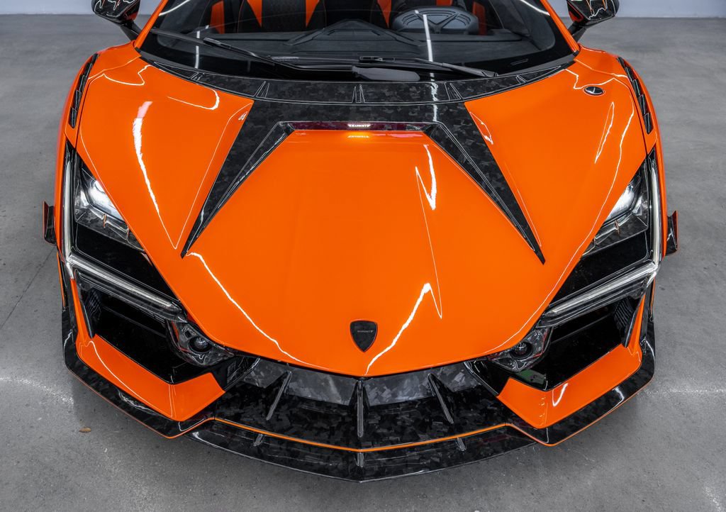 Used 2024 Lamborghini Revuelto AWD/4WD image 28