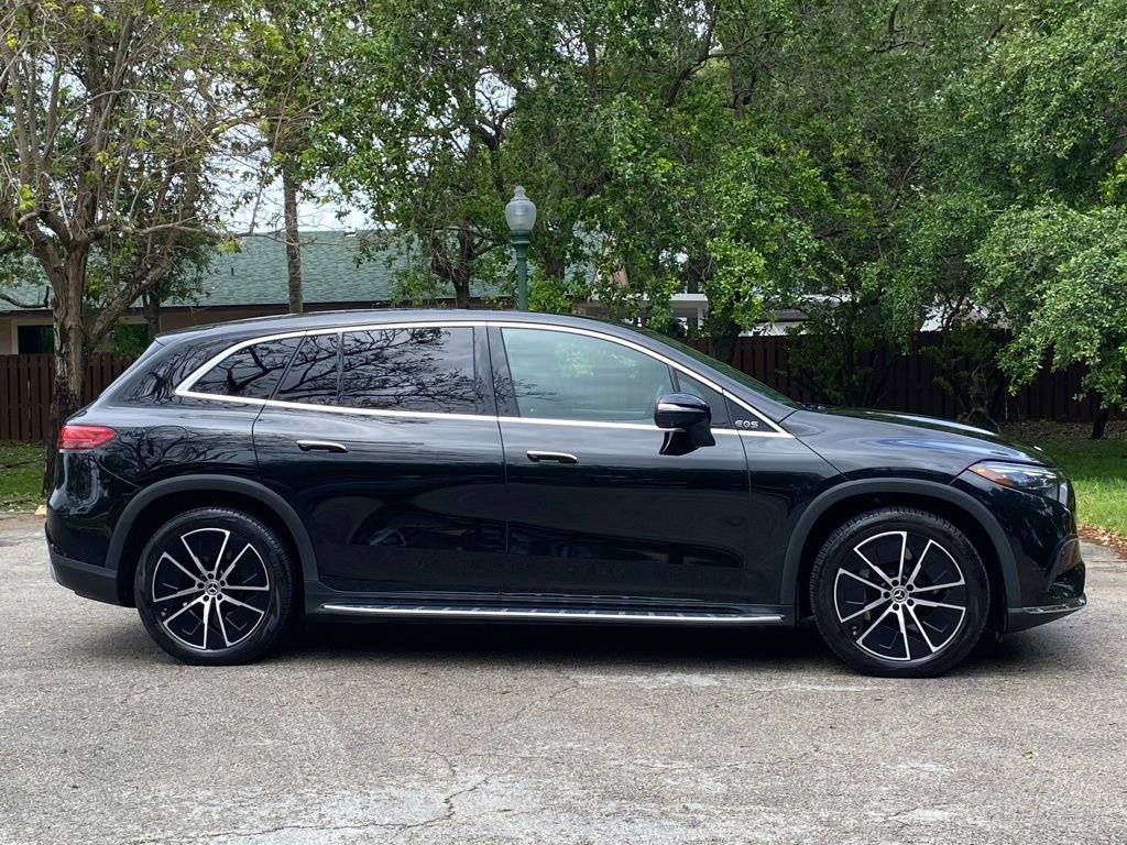 Used 2023 Mercedes-Benz EQS 450+ SUV image 9