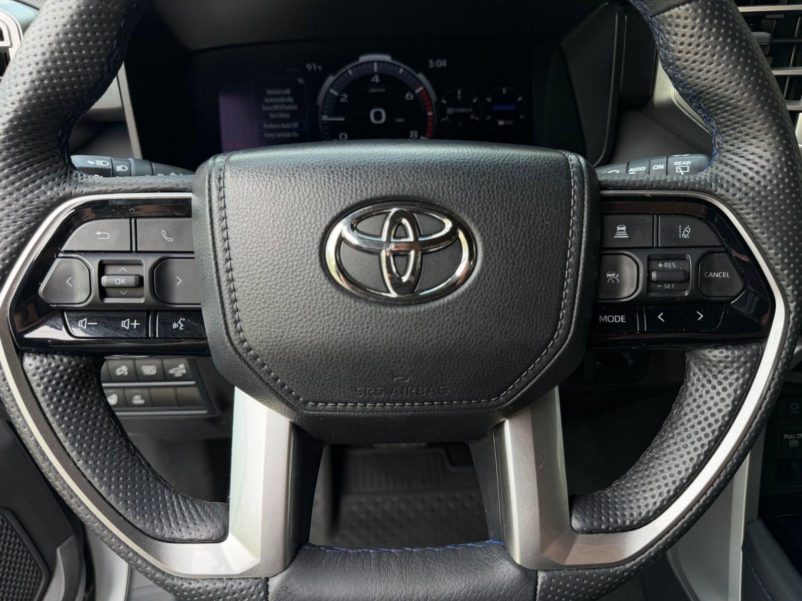 Used 2024 Toyota Sequoia Platinum AWD/4WD image 11