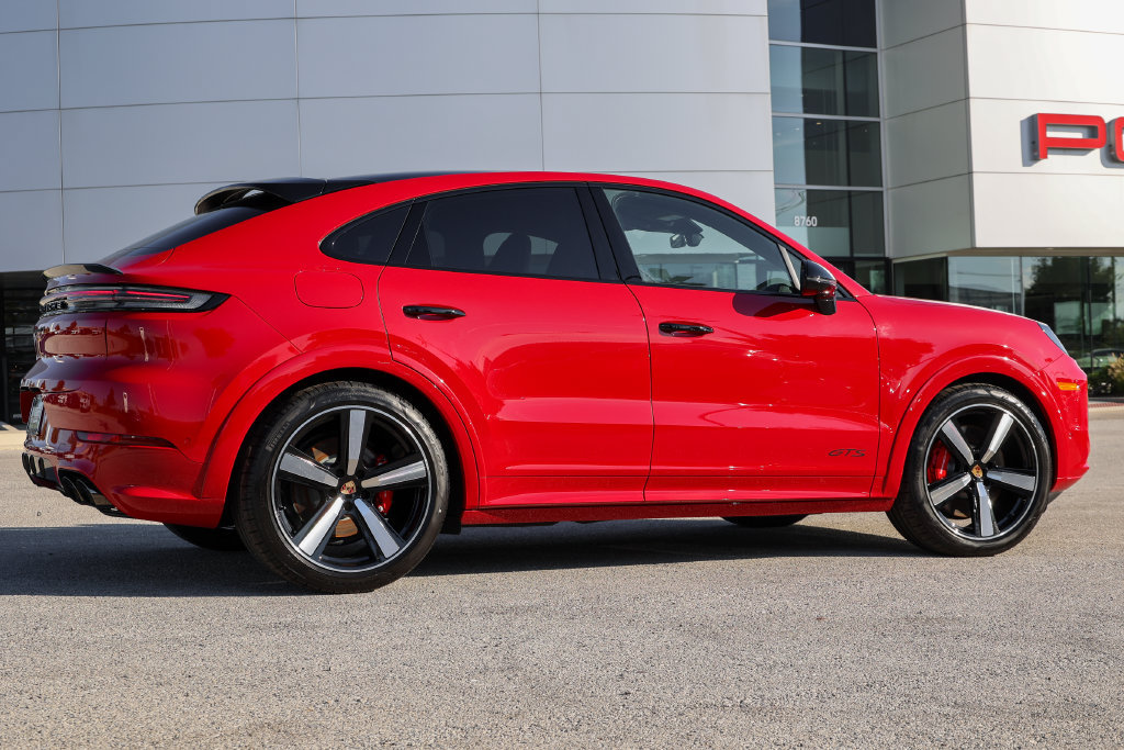 New 2026 Porsche Cayenne GTS AWD/4WD image 18