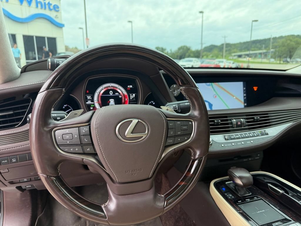Used 2018 Lexus LS 500 AWD w/ Luxury Package image 9