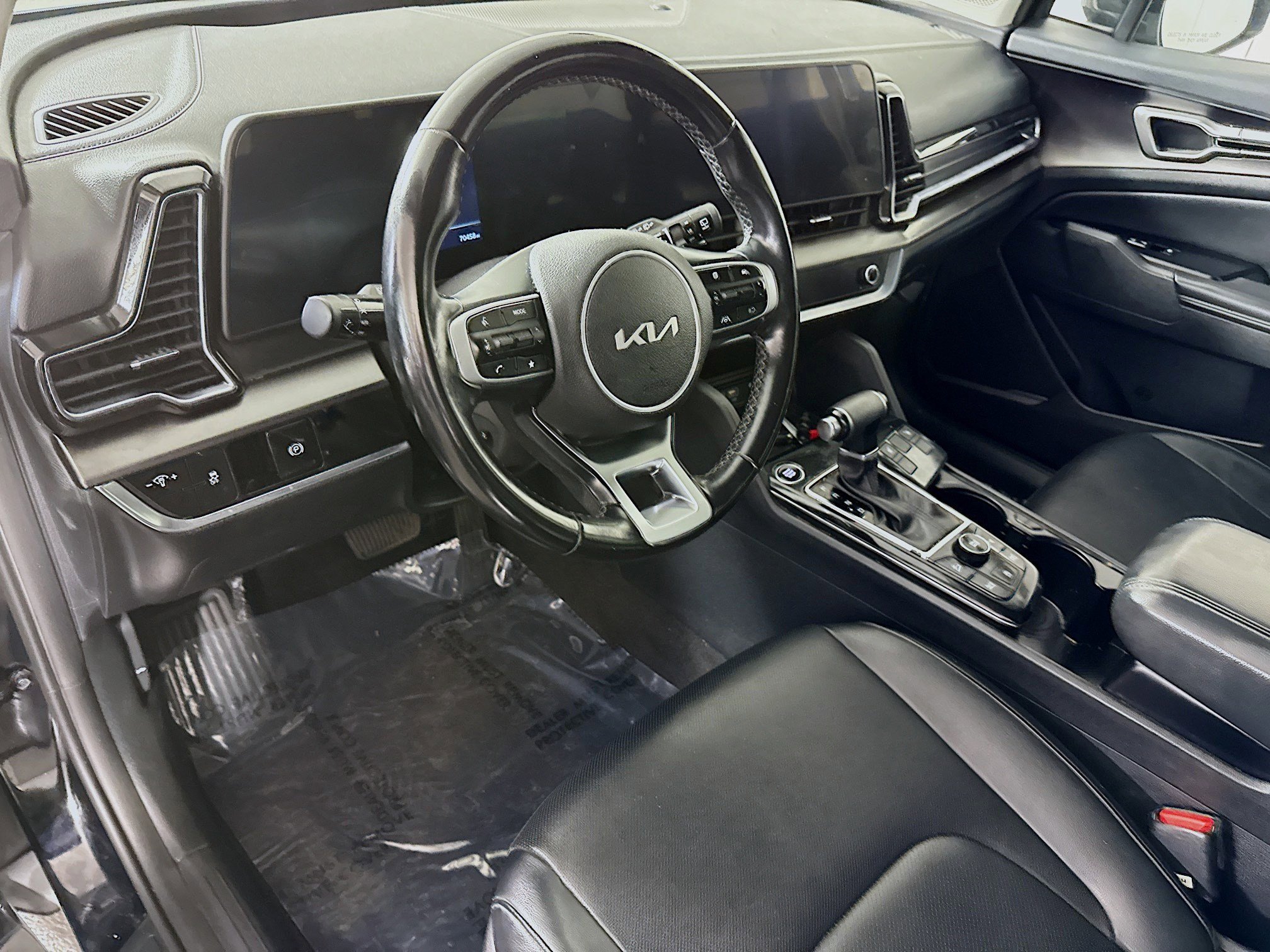 Used 2023 Kia Sportage EX image 23