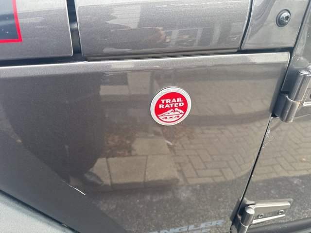 Used 2016 Jeep Wrangler Unlimited Rubicon image 6