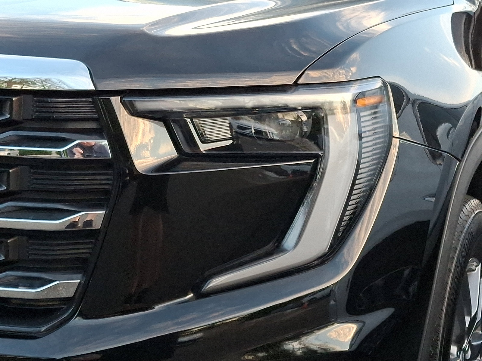 Certified 2025 GMC Acadia Elevation image 7
