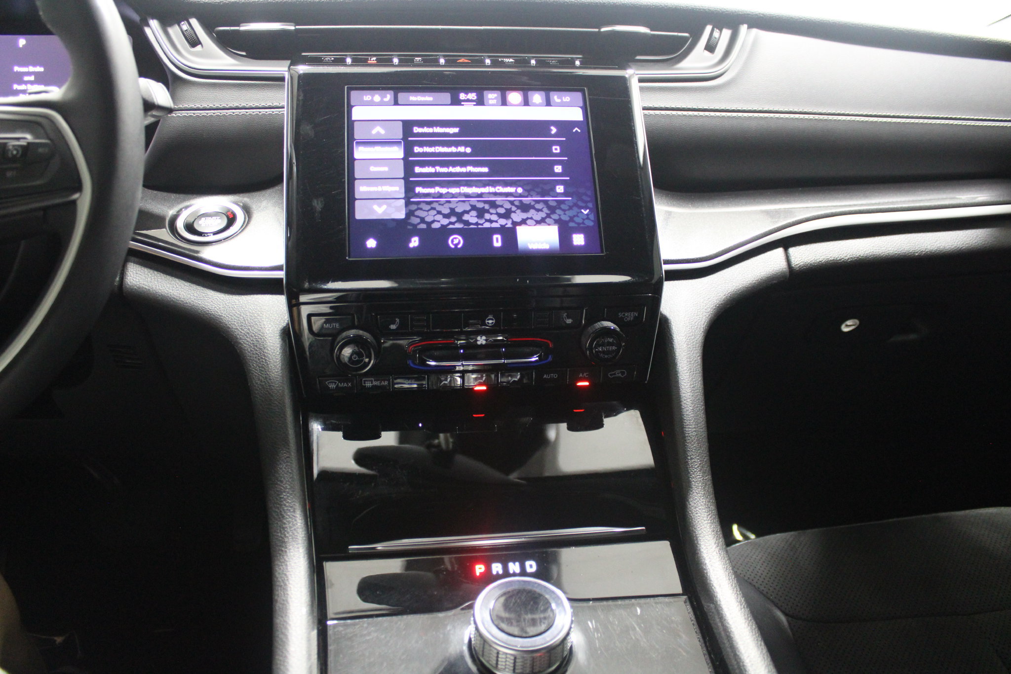 Used 2023 Jeep Grand Cherokee Altitude AWD/4WD image 30