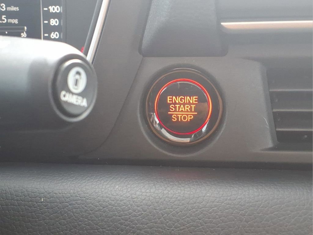 Used 2023 Honda Pilot Elite image 12