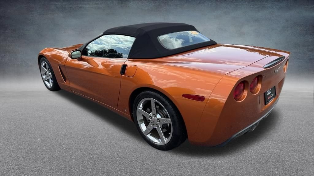 Used 2007 Chevrolet Corvette Convertible w/ Preferred Equipment Group RWD image 5