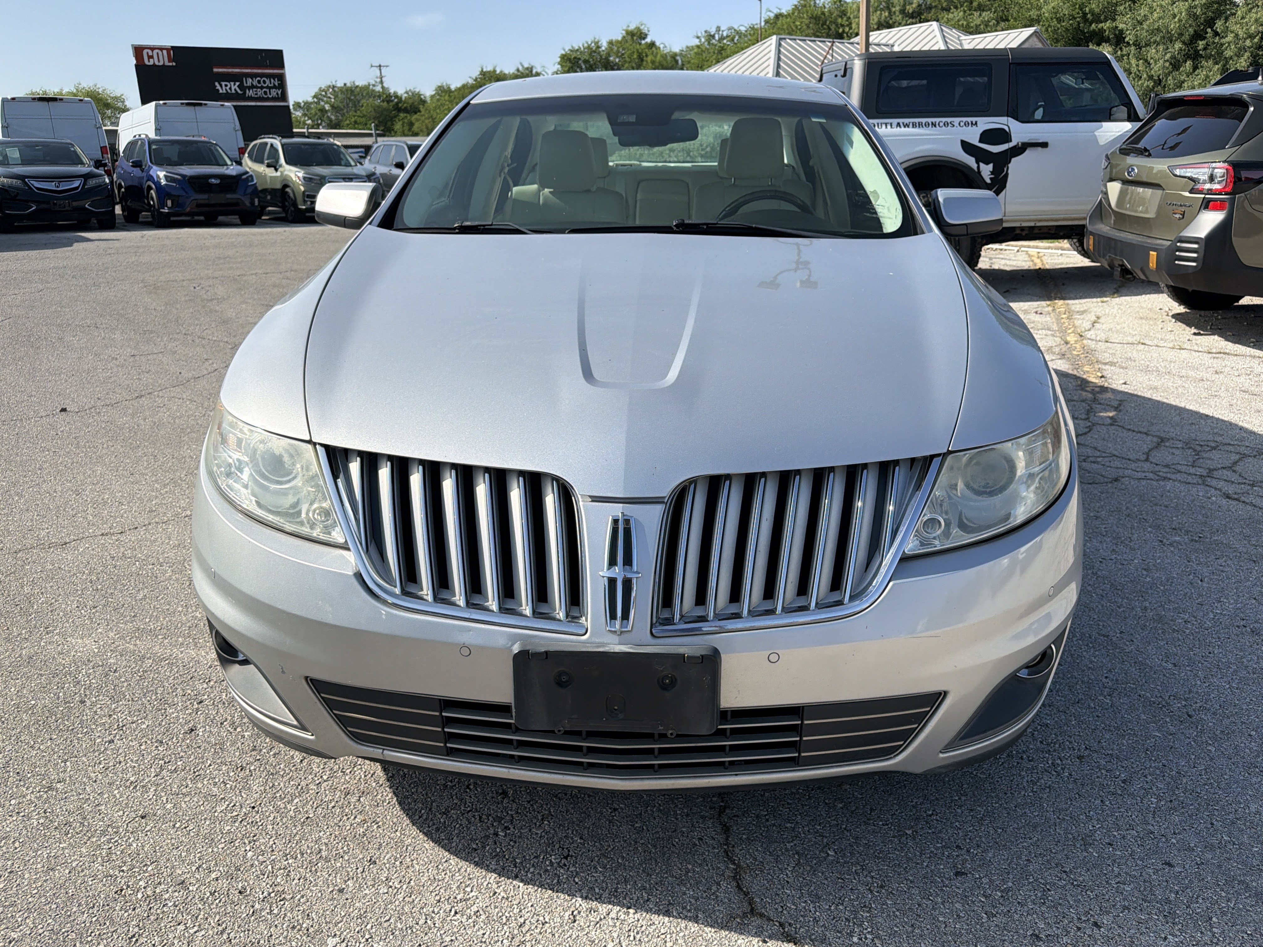 Used 2009 Lincoln MKS FWD image 8