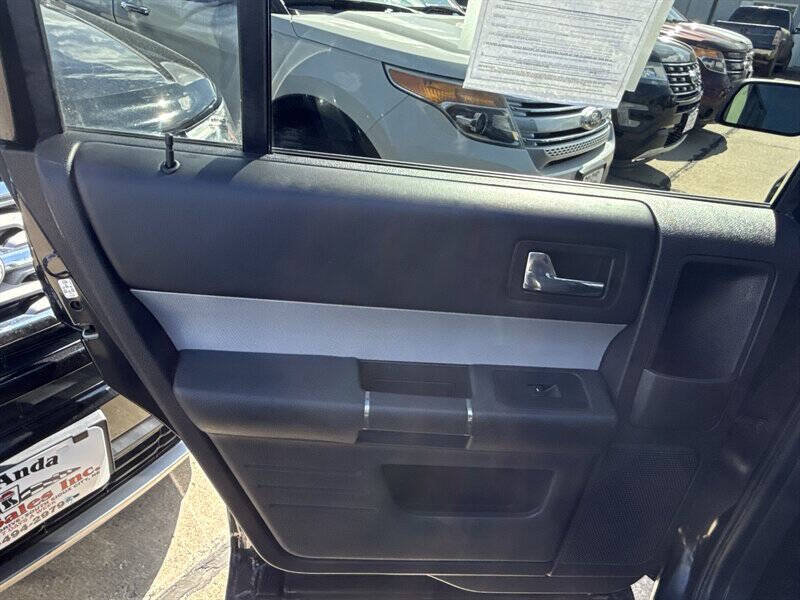 Used 2014 Ford Flex Limited w/ Equipment Group 303A AWD/4WD image 19