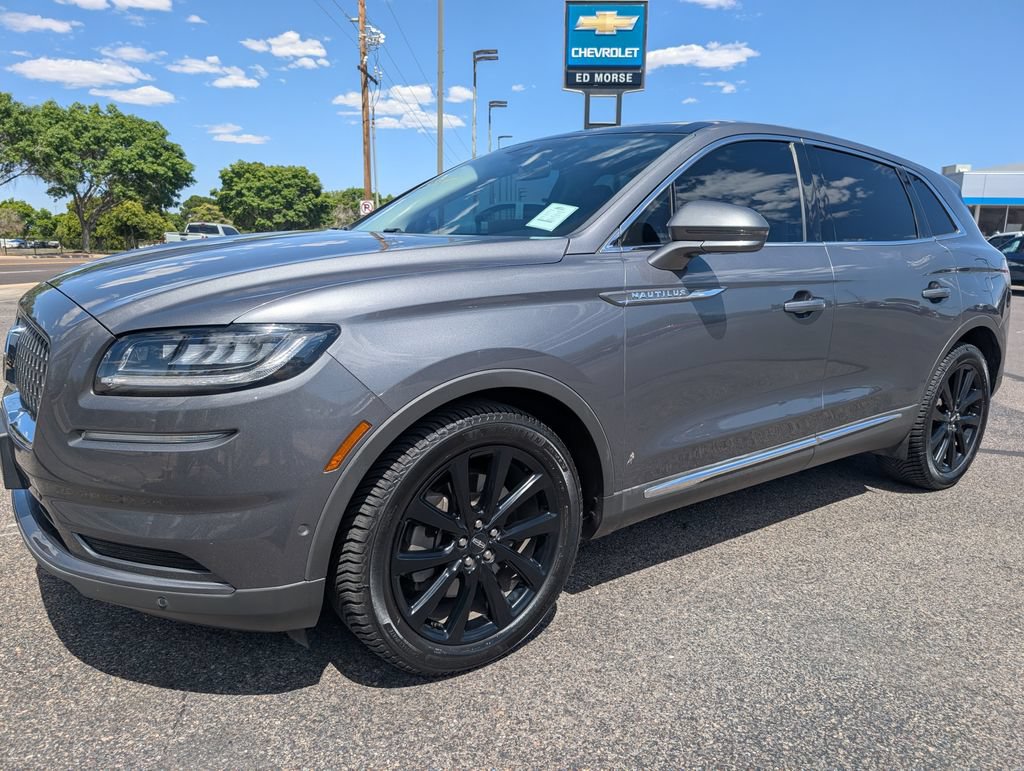 Used 2022 Lincoln Nautilus Reserve AWD/4WD image 1