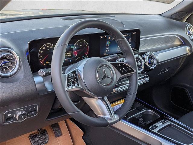 New 2026 Mercedes-Benz GLB 250 4MATIC video 3