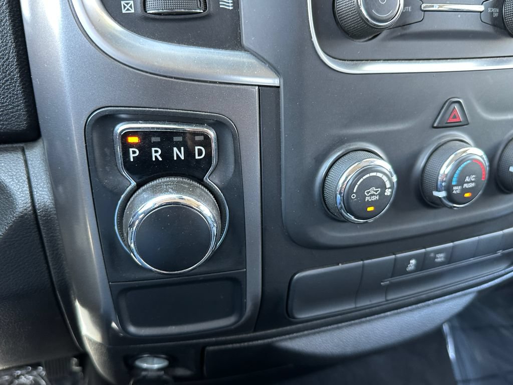 Used 2021 RAM 1500 Classic SLT RWD image 30