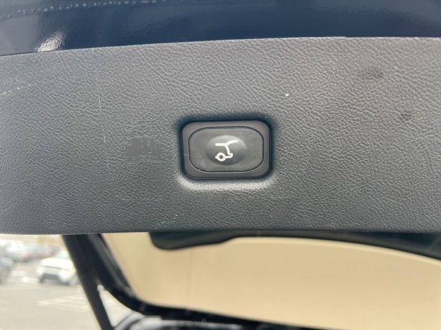 Used 2023 Lincoln Nautilus Reserve image 40