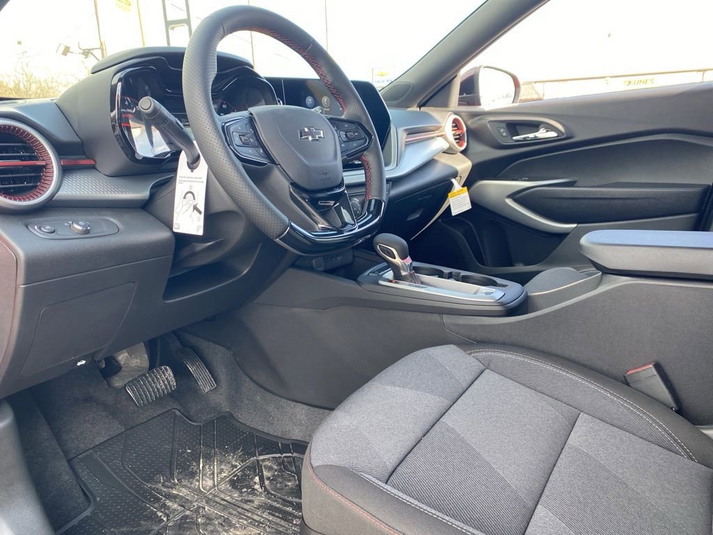 New 2026 Chevrolet Trax RS w/ Driver Confidence Package image 14