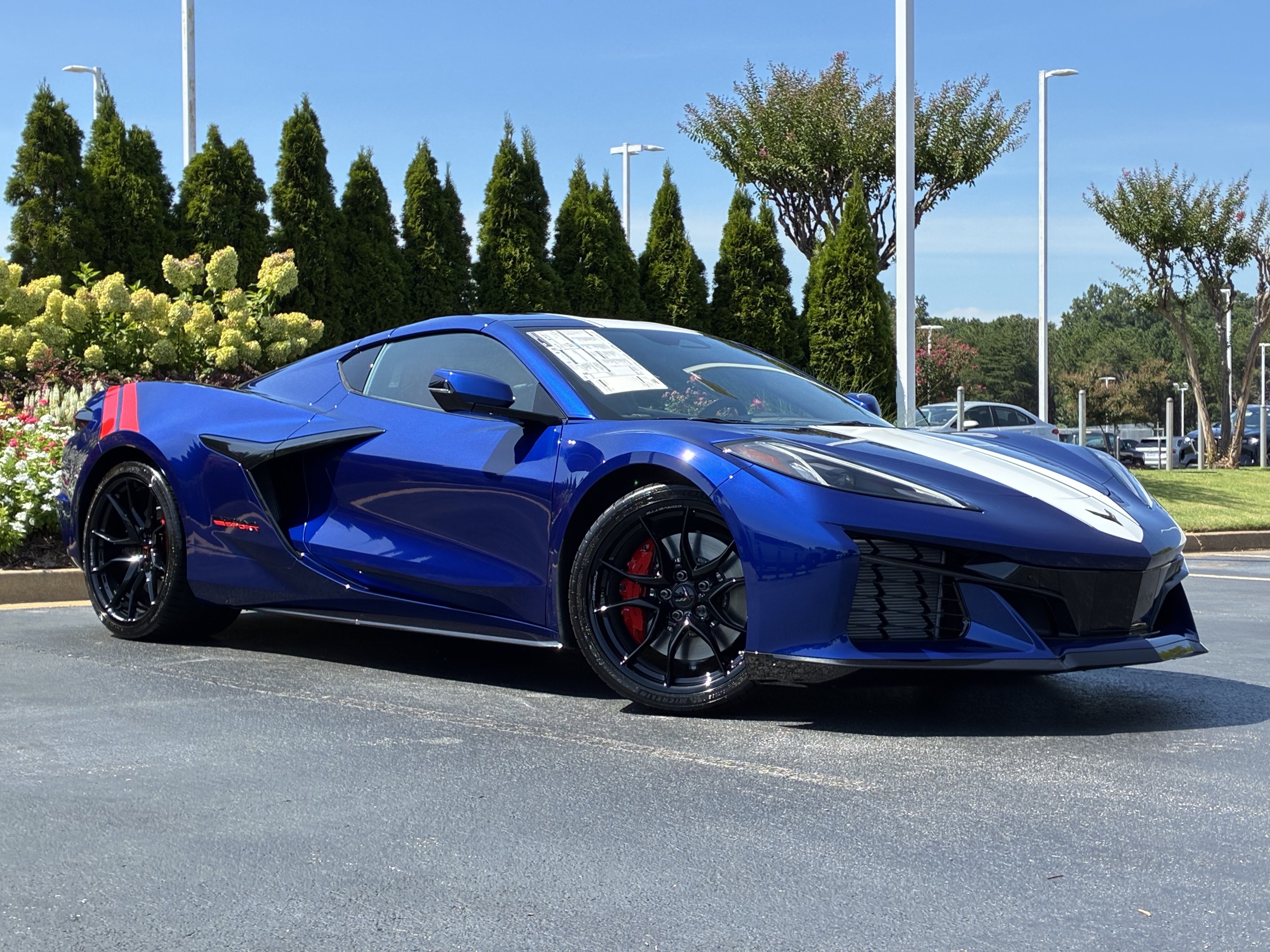 New 2027 Chevrolet Corvette Grand Sport w/ Z52 Sport Performance Package RWD image 2