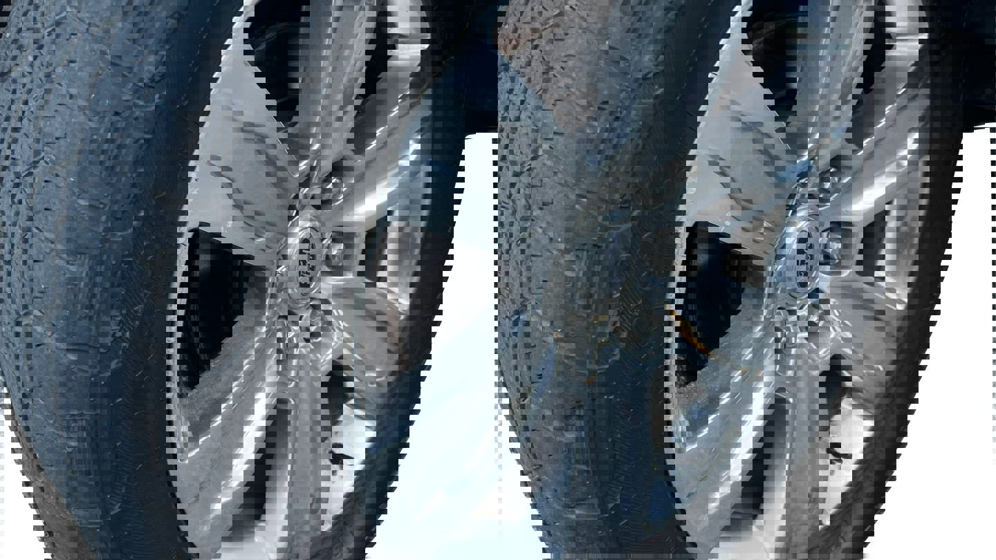 Used 2016 Ford F150 Platinum w/ Equipment Group 701A Luxury AWD/4WD image 47