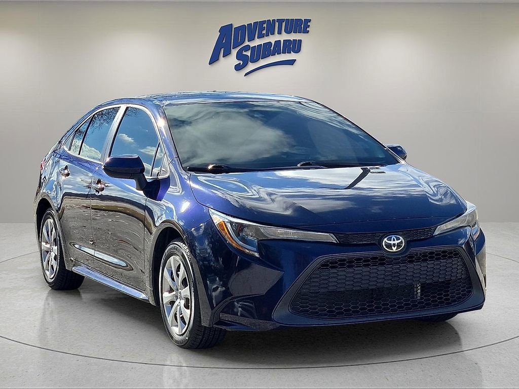 Used 2022 Toyota Corolla LE image 1