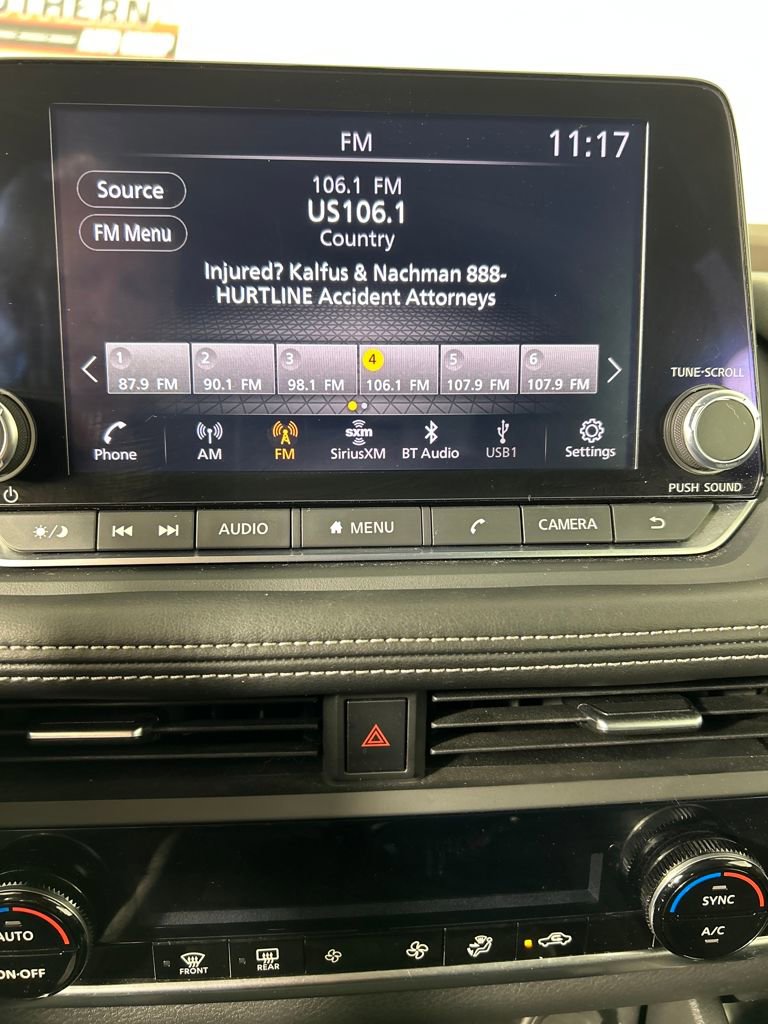 Used 2023 Nissan Rogue SV image 22