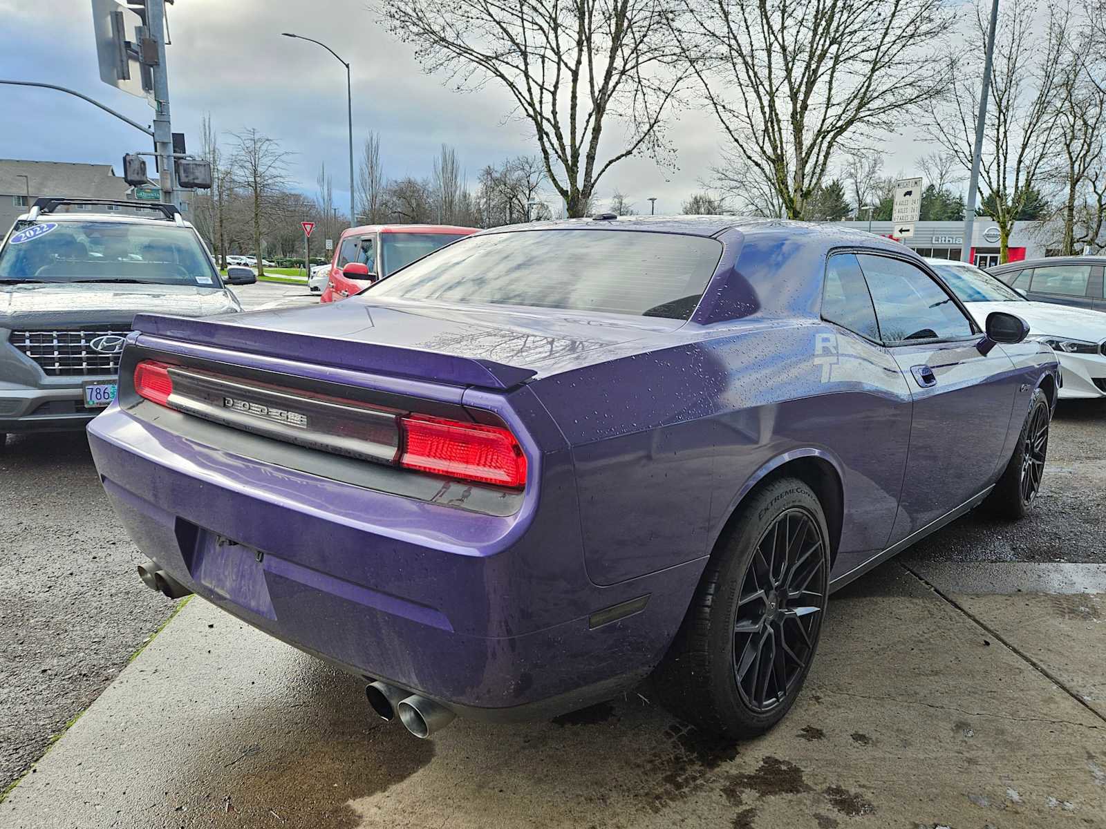 Used 2010 Dodge Challenger R/T image 3
