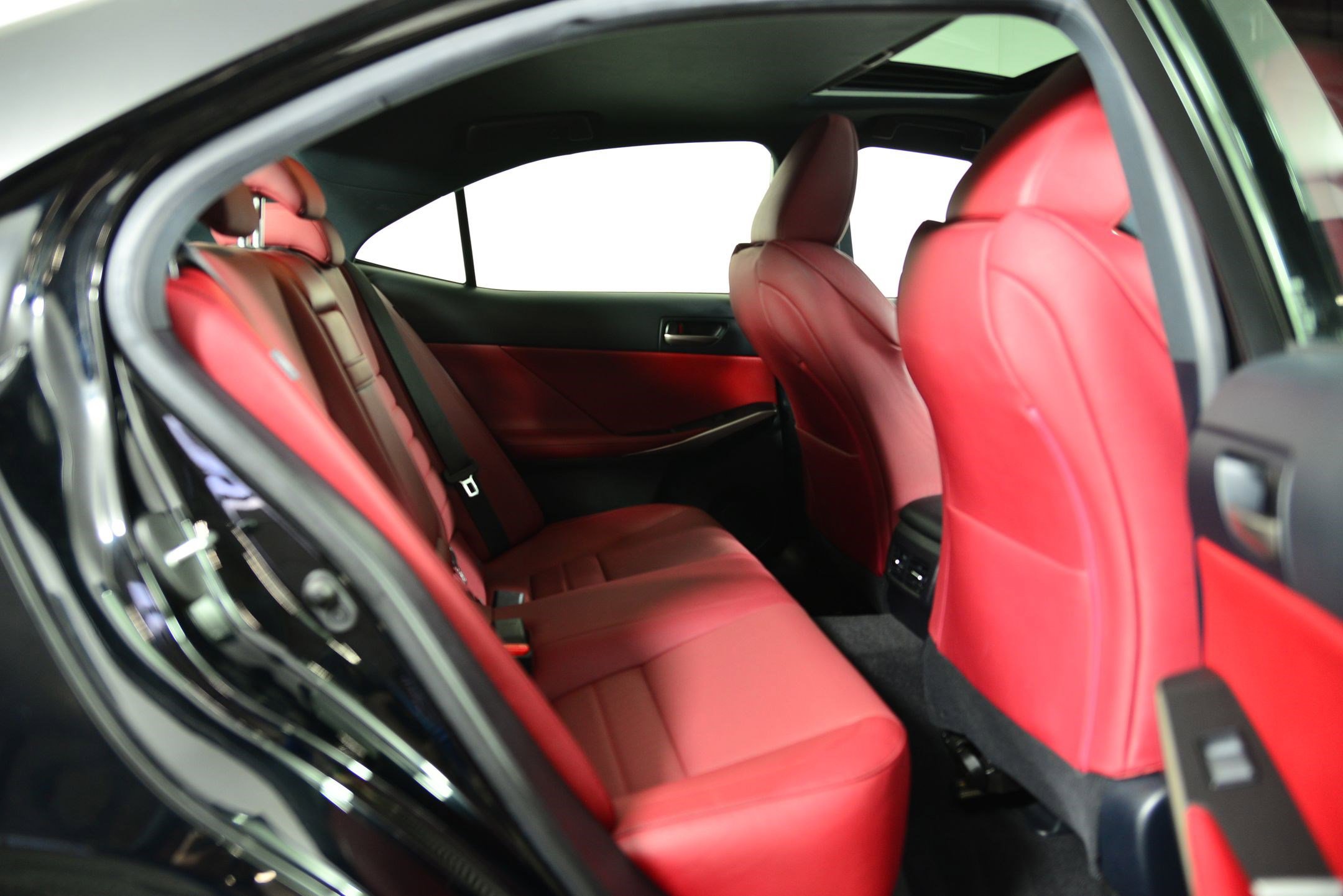 Used 2019 Lexus IS 300 AWD image 23