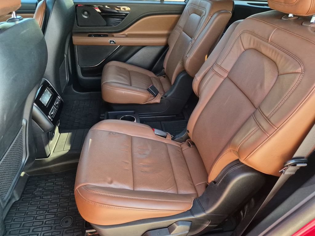 Used 2021 Lincoln Aviator Grand Touring w/ Elements Package Plus AWD/4WD image 26