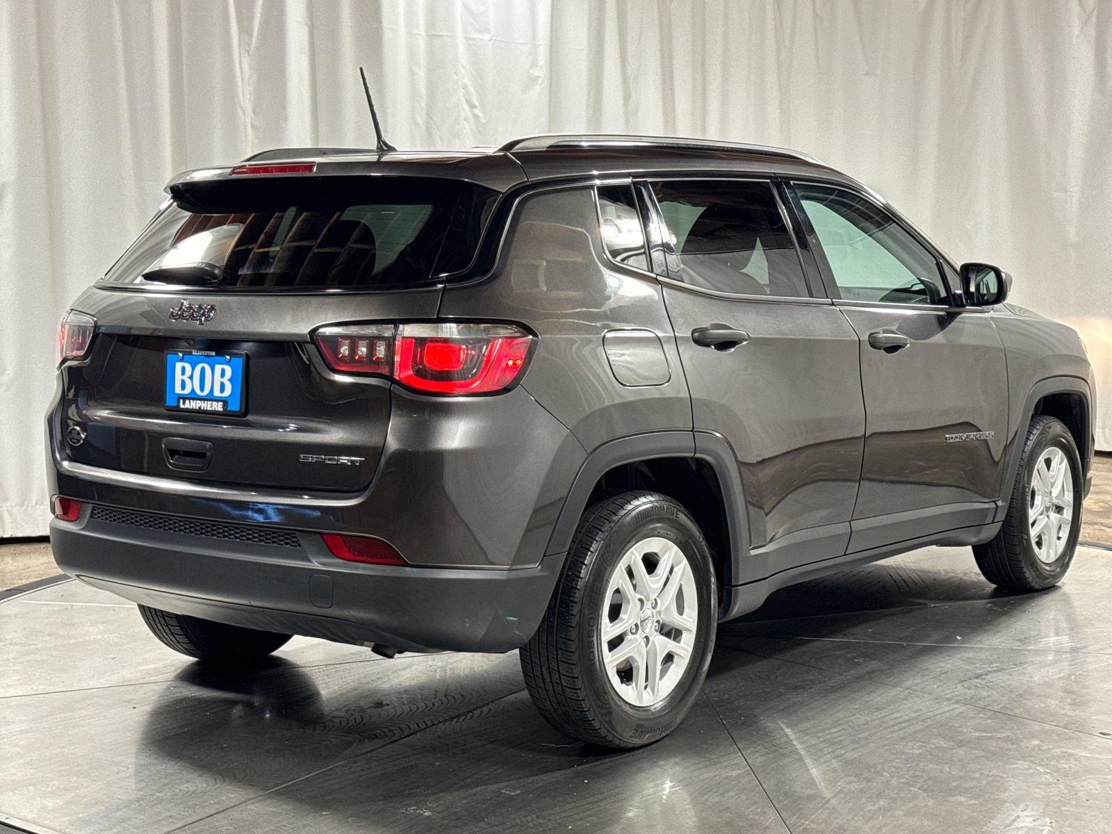 Used 2018 Jeep Compass Sport FWD image 10