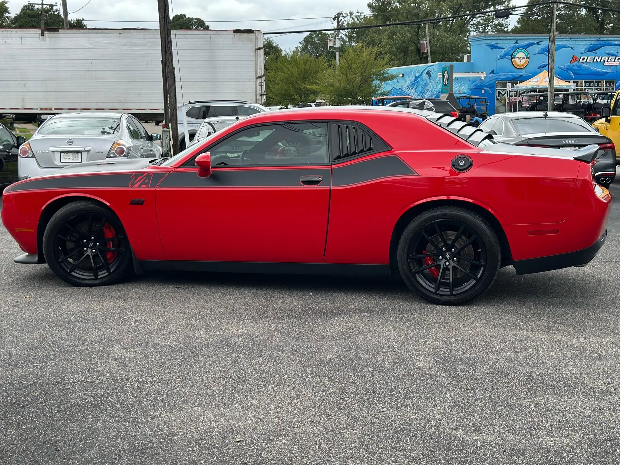 Used 2018 Dodge Challenger T/A image 6