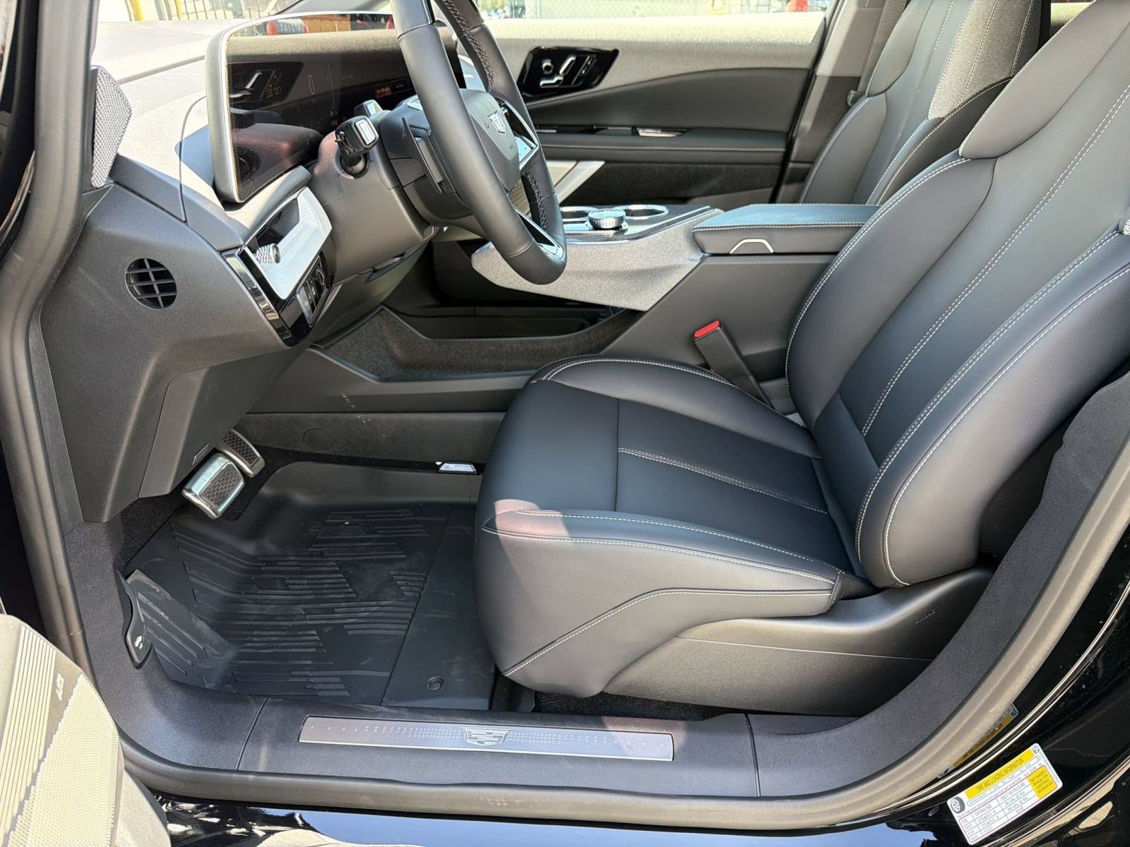 New 2027 Cadillac Optiq Sport RWD image 4