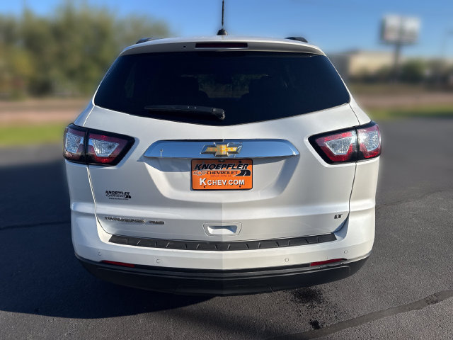 Used 2017 Chevrolet Traverse LT w/ Style and Technology Package AWD/4WD image 4