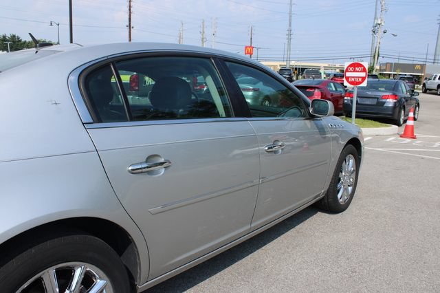 Used 2007 Buick Lucerne CXS w/ Driver Confidence Package FWD image 44