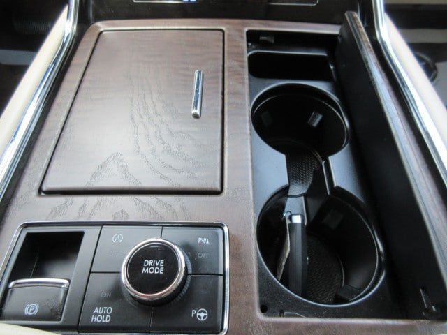 Used 2021 Lincoln Navigator Reserve w/ Luxury Package AWD/4WD image 27