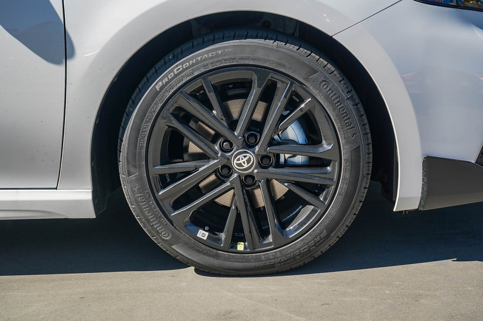 Used 2026 Toyota Camry SE FWD image 10