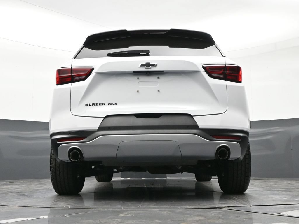Used 2024 Chevrolet Blazer LT w/ Midnight/Sport Edition AWD/4WD image 28