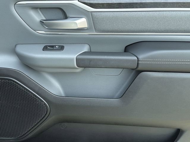 Used 2023 RAM 1500 Big Horn image 40